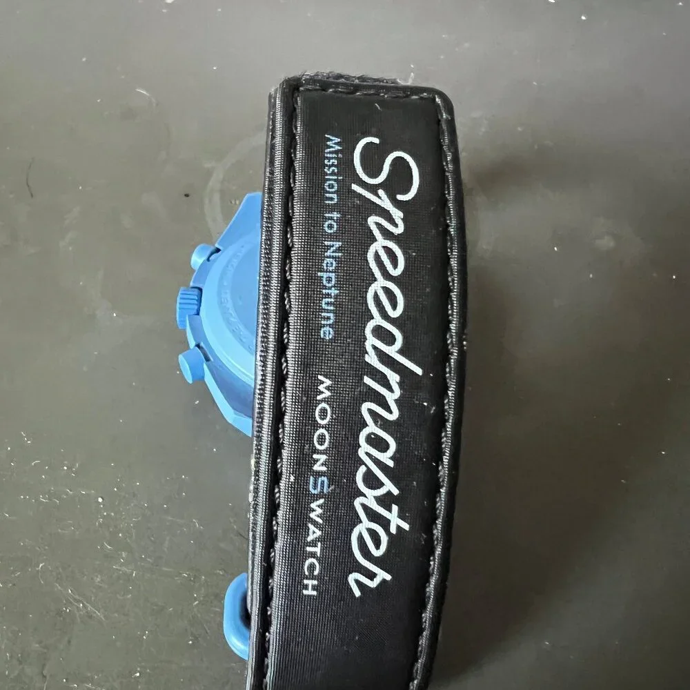 OMEGA SWATCH SPEEDMASTER MOONSWATCH - Picture 2 of 2